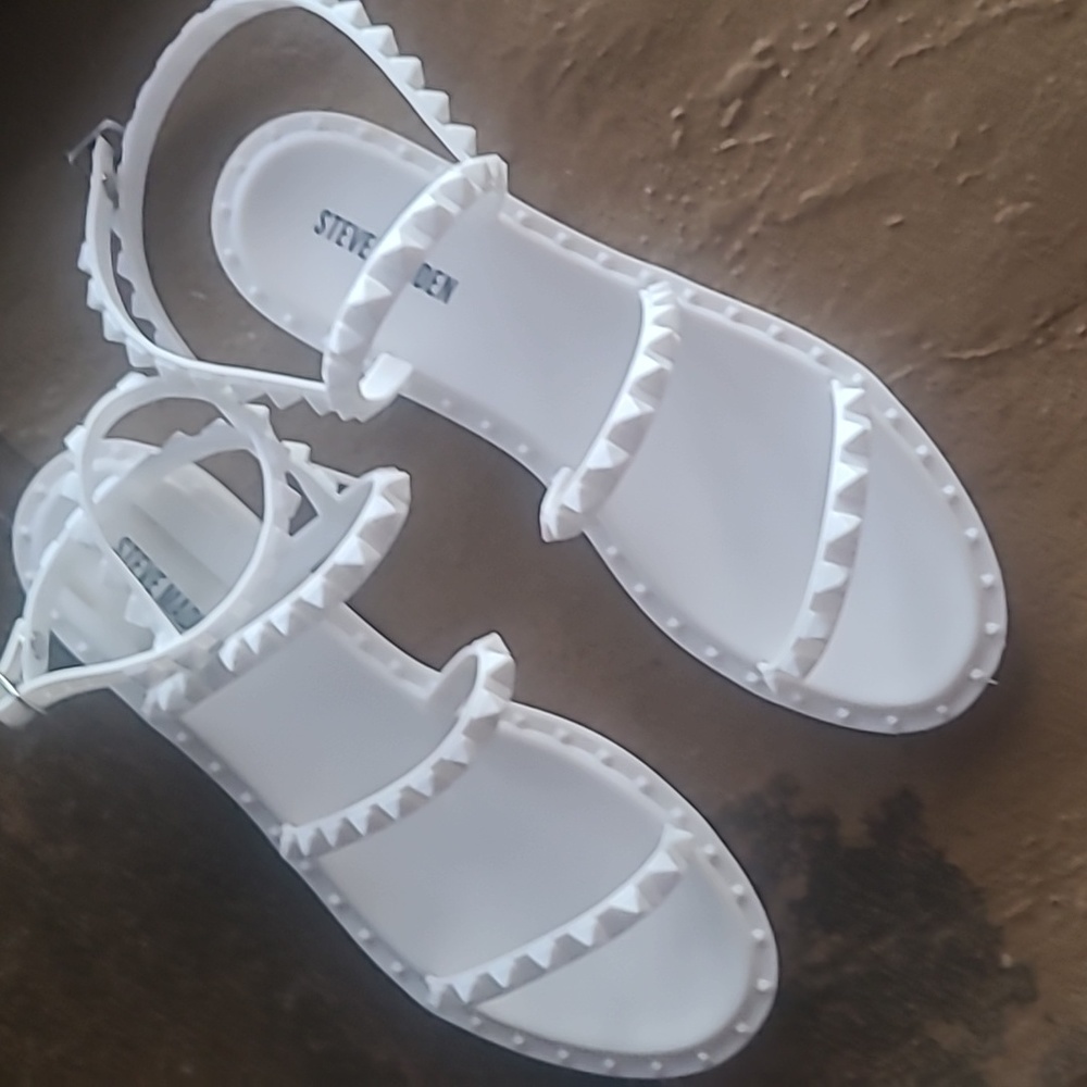 Steve Madden jelly sandal 8.